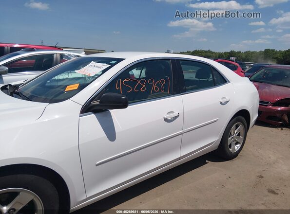 1G11B5SA0GF120320 2016 CHEVROLET MALIBU White უკანა სალონის ხედი