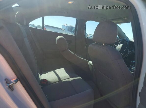 1G11B5SA2GF101025 2016 CHEVROLET MALIBU White Vista de los asientos traseros