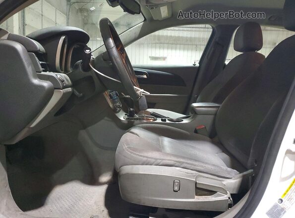 1G11B5SA7GF133789 2016 CHEVROLET MALIBU White Front interior view
