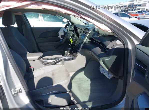 1G11B5SA9GF166812 2016 CHEVROLET MALIBU Silver Widok wnętrza z przodu