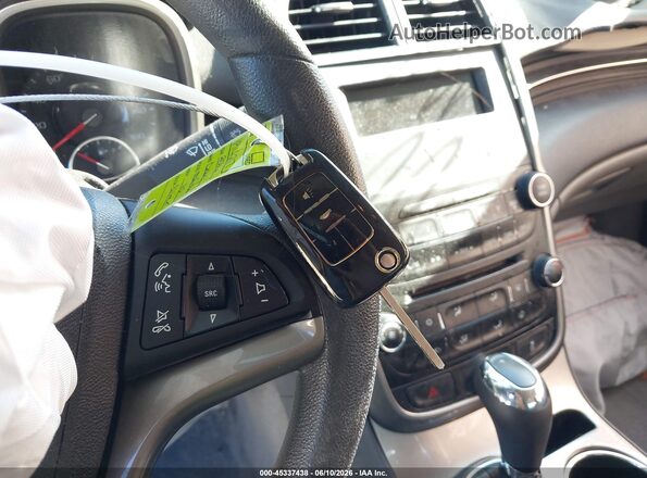 1G11B5SA9GF166812 2016 CHEVROLET MALIBU Silver Widok deski rozdzielczej