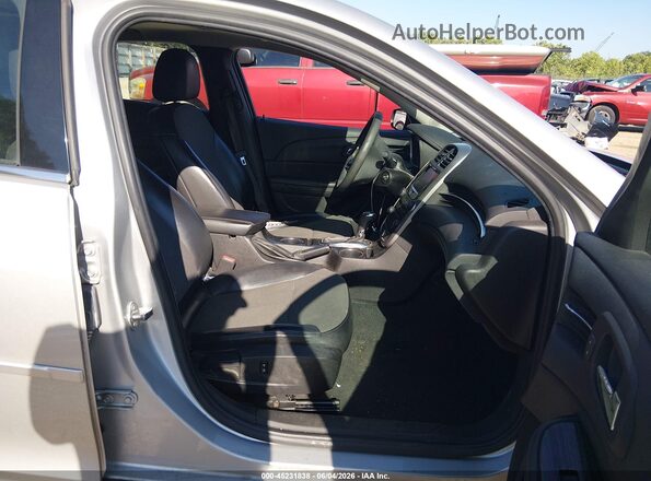 1G11C5SA3GF133608 2016 CHEVROLET MALIBU Silver Front interior view