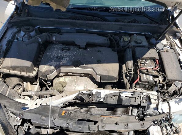 1G11C5SA8GF106372 2016 CHEVROLET MALIBU White Rear interior view