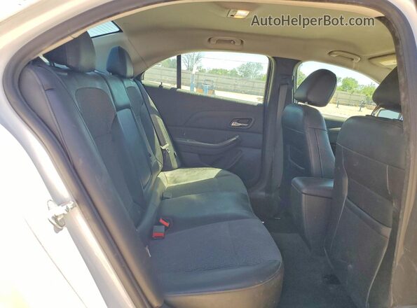 1G11C5SA8GF106372 2016 CHEVROLET MALIBU White Rear seats view