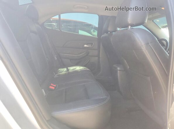 1G11E5SA6GF139638 2016 CHEVROLET MALIBU Silver Հետևի նստատեղերի տեսք