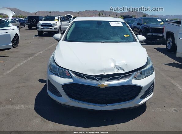 1G1BC5SM0K7152960 2019 CHEVROLET CRUZE White Widok z przodu
