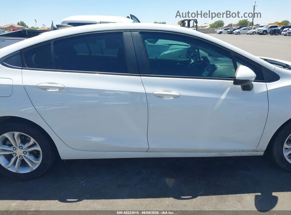 1G1BC5SM0K7152960 2019 CHEVROLET CRUZE White Widok wnętrza z tyłu