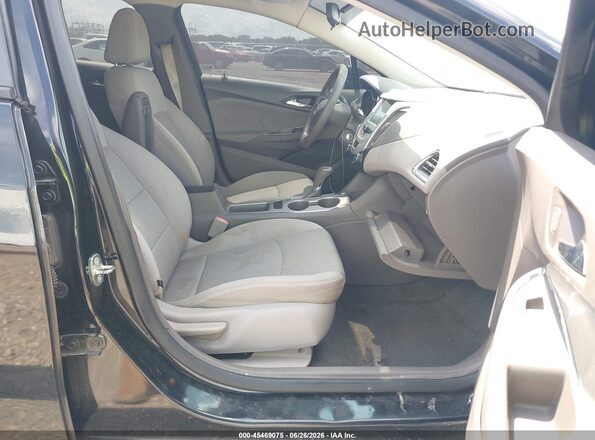 1G1BC5SM2G7325983 2016 CHEVROLET CRUZE Черный Вид салона спереди