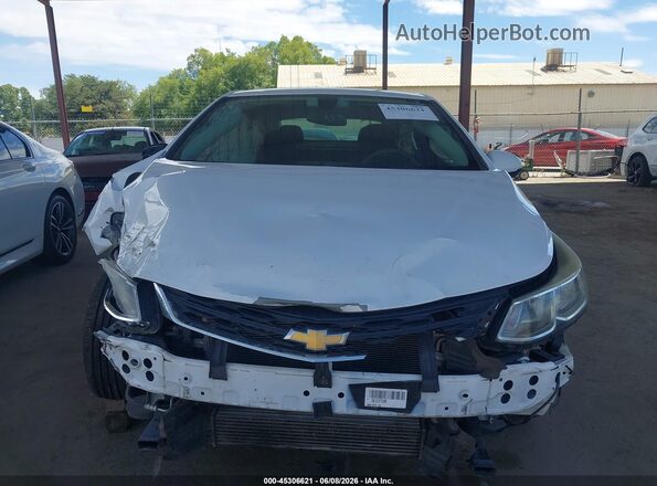 1G1BC5SM3J7237063 2018 CHEVROLET CRUZE White Սարքավորումների վահանակի տեսք