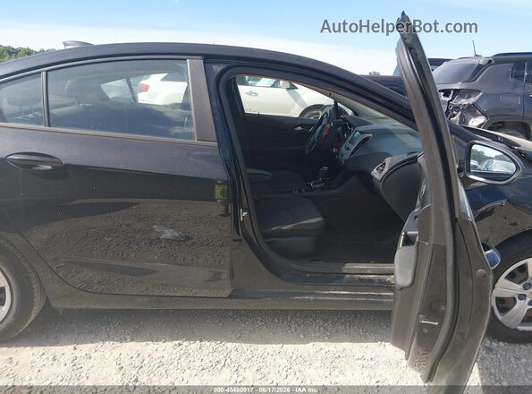 1G1BC5SM8J7122829 2018 CHEVROLET CRUZE Black Front interior view