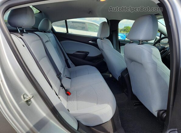 1G1BE5SM3K7143423 2019 CHEVROLET CRUZE Silver Widok tylnych siedzeń
