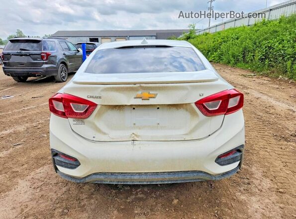 1G1BE5SM4H7218302 2017 CHEVROLET CRUZE White Rear view