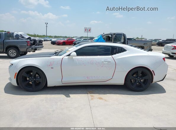 1G1FB1RS3J0109562 2018 CHEVROLET CAMARO Белый Панорамный вид салона 360°