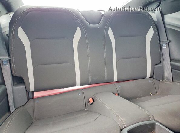 1G1FB1RX2J0101495 2018 CHEVROLET CAMARO Red უკანა სავარძლების ხედი