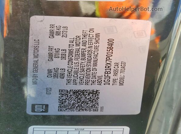 1G1FB1RX7P0158400 2023 CHEVROLET CAMARO Black VIN կոդի պիտակի տեսք