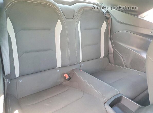 1G1FB3DS3K0111560 2019 CHEVROLET CAMARO White Вид задніх сидінь
