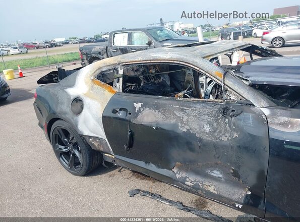 1G1FC1RS3N0121942 2022 CHEVROLET CAMARO Black Вид спереду