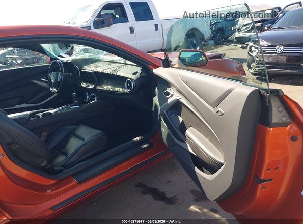 1G1FC1RS8P0131370 2023 CHEVROLET CAMARO Orange წინა სალონის ხედი