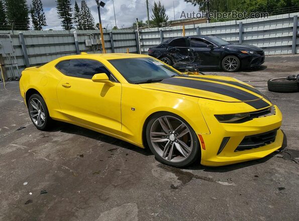 1G1FD1RS8H0103308 2017 CHEVROLET CAMARO Желтый Передняя правая четверть