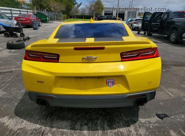 1G1FD1RS8H0103308 2017 CHEVROLET CAMARO Желтый Вид сзади