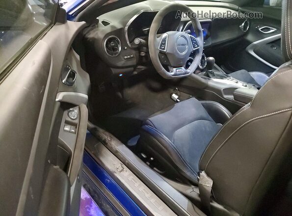 1G1FE1R73K0109906 2019 CHEVROLET CAMARO Blue Dashboard view