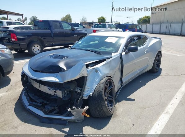 1G1FE1R73K0154750 2019 CHEVROLET CAMARO Silver Przód lewy