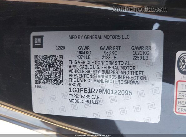 1G1FE1R79M0122095 2021 CHEVROLET CAMARO Black Engine compartment view