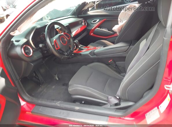 1G1FF1R77H0174280 2017 CHEVROLET CAMARO Red Вид салону спереду