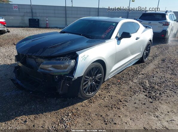 1G1FF1R79J0101384 2018 CHEVROLET CAMARO Silver Vista tres cuartos delantera izquierda