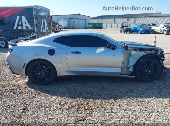 1G1FF1R79J0101384 2018 CHEVROLET CAMARO Silver Vista interior de 360 grados