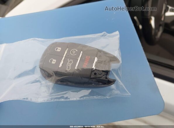 1G1FF3D75P0158242 2023 CHEVROLET CAMARO White Vista del salpicadero