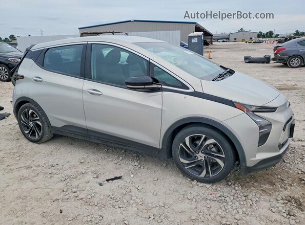 1G1FX6S02N4122650 2022 CHEVROLET BOLT Серебряный Передняя правая четверть