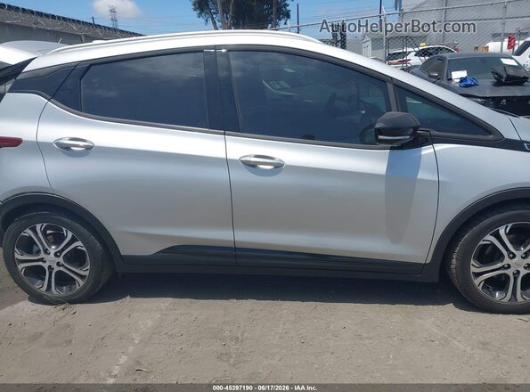 1G1FX6S06J4109751 2018 CHEVROLET BOLT Silver Rear interior view