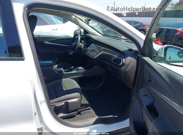 1G1FY6S09P4185454 2023 CHEVROLET BOLT White Widok wnętrza z przodu