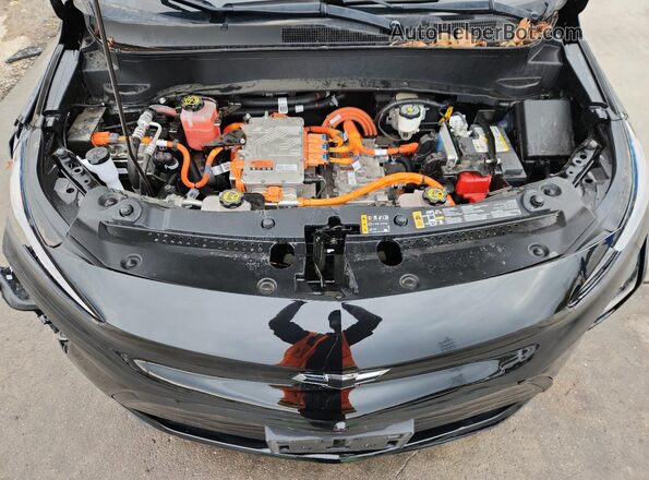 1G1FZ6S07N4125568 2022 CHEVROLET BOLT Black Engine compartment view
