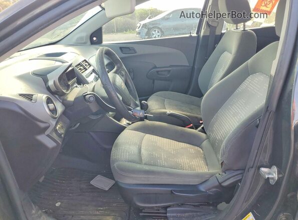 1G1JB6SH9G4122680 2016 CHEVROLET SONIC Black Front interior view