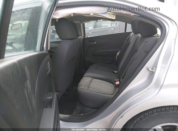 1G1JC5SB9G4102898 2016 CHEVROLET SONIC Silver Vista de la etiqueta del VIN