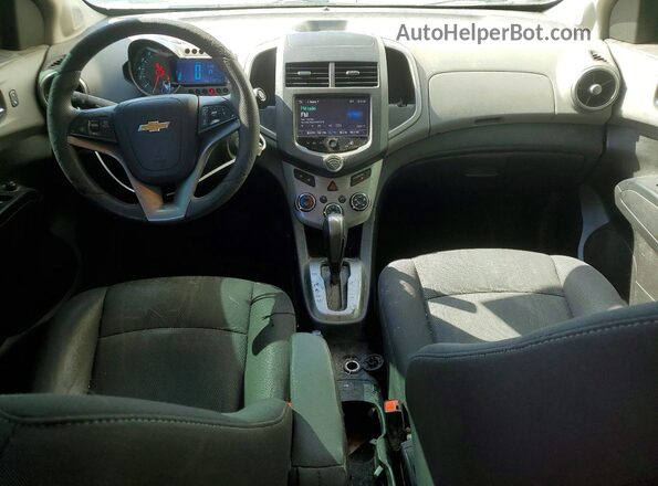 1G1JC5SG9G4138960 2016 CHEVROLET SONIC Black Вид панелі приладів