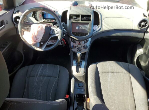 1G1JC5SH6G4117167 2016 CHEVROLET SONIC Red Dashboard view