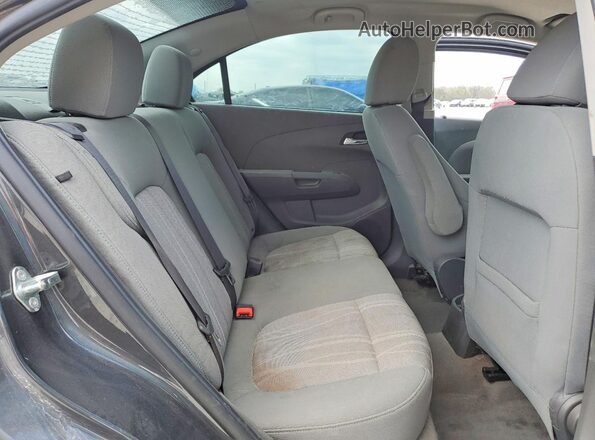 1G1JC5SH8G4125691 2016 CHEVROLET SONIC Black Հետևի նստատեղերի տեսք