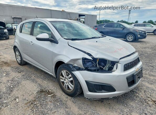 1G1JC6SH1G4137655 2016 CHEVROLET SONIC Silver Przód prawy