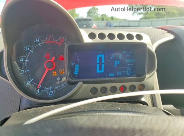 1G1JC6SH2G4148356 2016 CHEVROLET SONIC Red ხელსაწყოთა პანელის ხედი