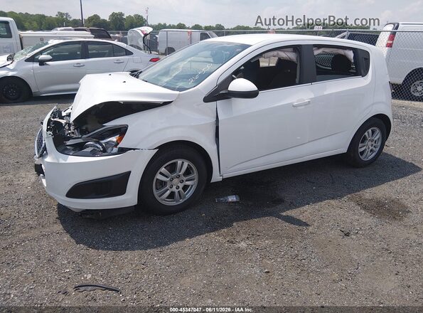 1G1JC6SH2G4160233 2016 CHEVROLET SONIC White Przód lewy