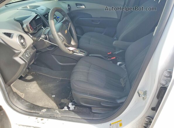 1G1JC6SH4G4151324 2016 CHEVROLET SONIC White Սալոնի դիմացի տեսք