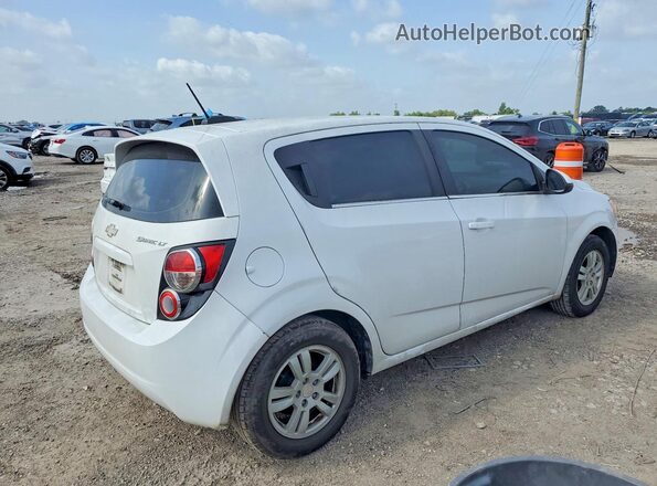 1G1JC6SH4G4151324 2016 CHEVROLET SONIC White Հետևի աջ