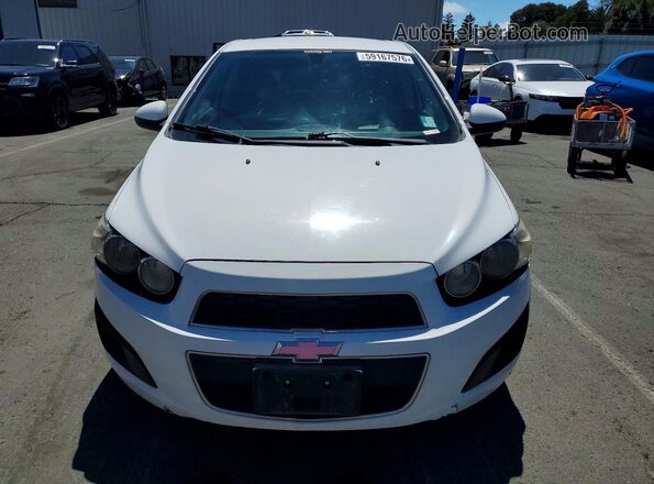 1G1JC6SH9G4155658 2016 CHEVROLET SONIC White წინა ხედი