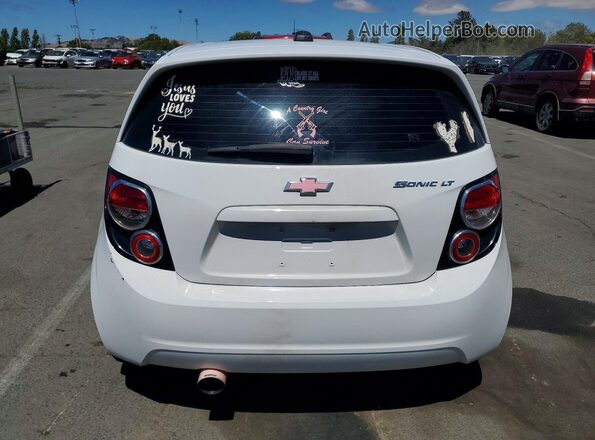 1G1JC6SH9G4155658 2016 CHEVROLET SONIC White უკანა ხედი