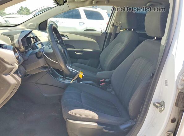 1G1JC6SH9G4155658 2016 CHEVROLET SONIC White წინა სალონის ხედი