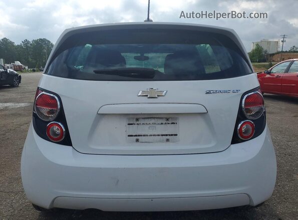 1G1JC6SHXG4162456 2016 CHEVROLET SONIC White Vista trasera