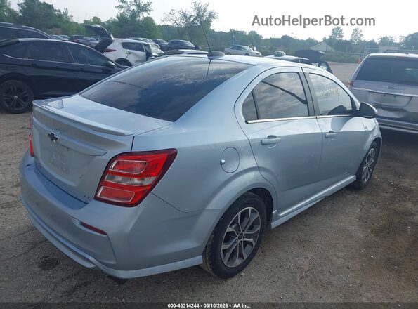 1G1JD5SHXJ4133778 2018 CHEVROLET SONIC Silver Tył prawy
